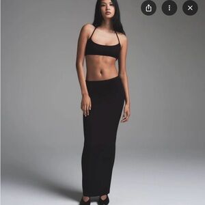 NWT SKIMS Soft Lounge Halter Bralette